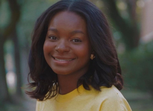 Jullenn Lindor Headshot